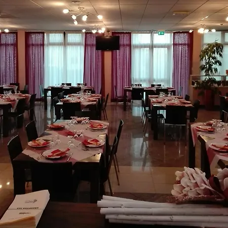 Euro 4* Cascina