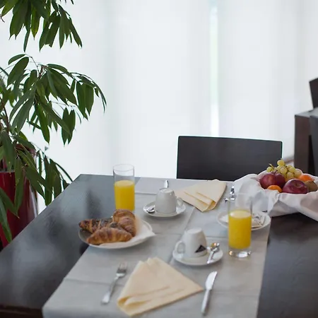 Euro Hotel 4*
