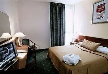 Otel Euro Cascina